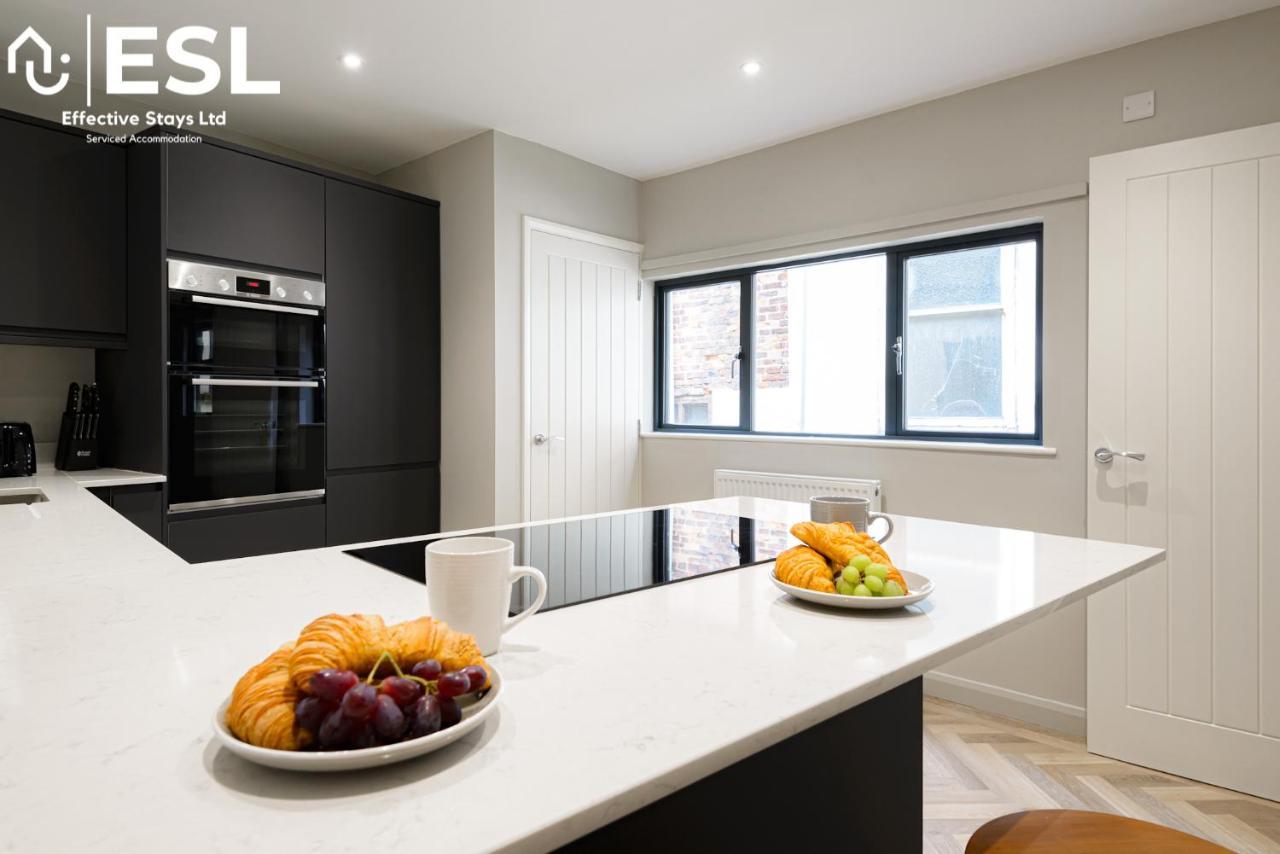 Comfy Modern 2 Bedroom Duplex Apartment With Sun Terrace シュルーズベリー エクステリア 写真